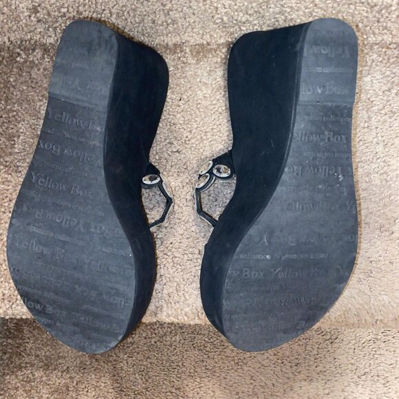 Yellowbox vintage wedge sandals - Picture 3 of 3